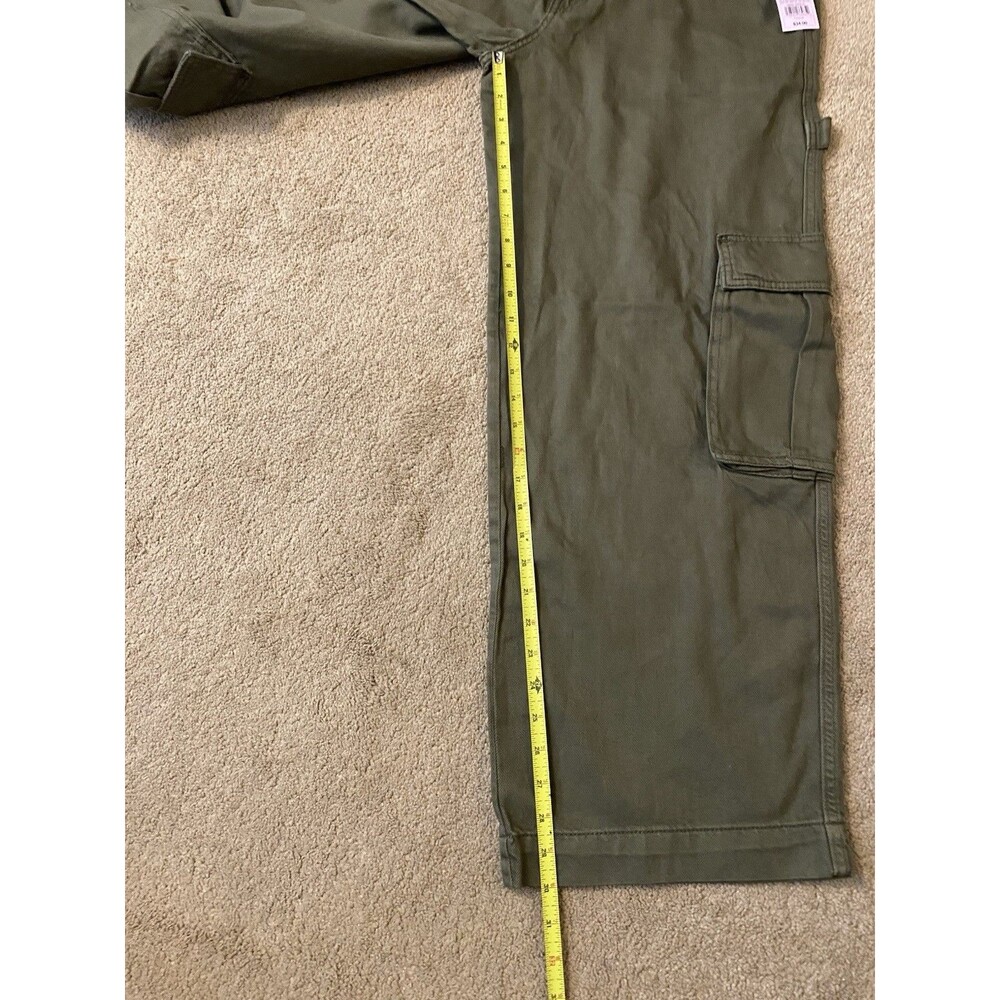 Wild Fable Mid-Rise Wide Leg Baggy Cargo Pants Camo Green Women’s Size 8 - Picture 12 of 16